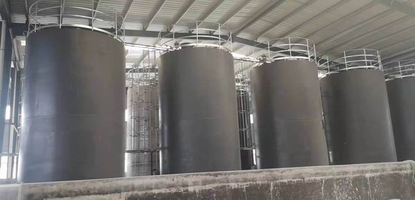  Manufacture of large oil tank